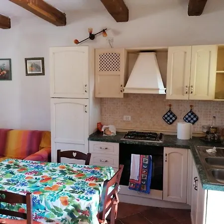 Ground Floor With Pool View Gazebo *