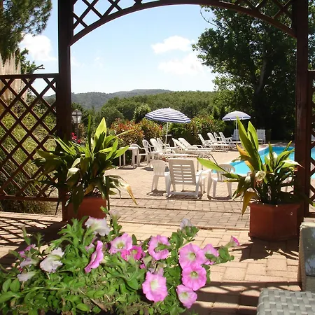 Apartment Ground Floor With Pool View Gazebo *