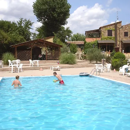 Appartement Ground Floor With Pool View Gazebo